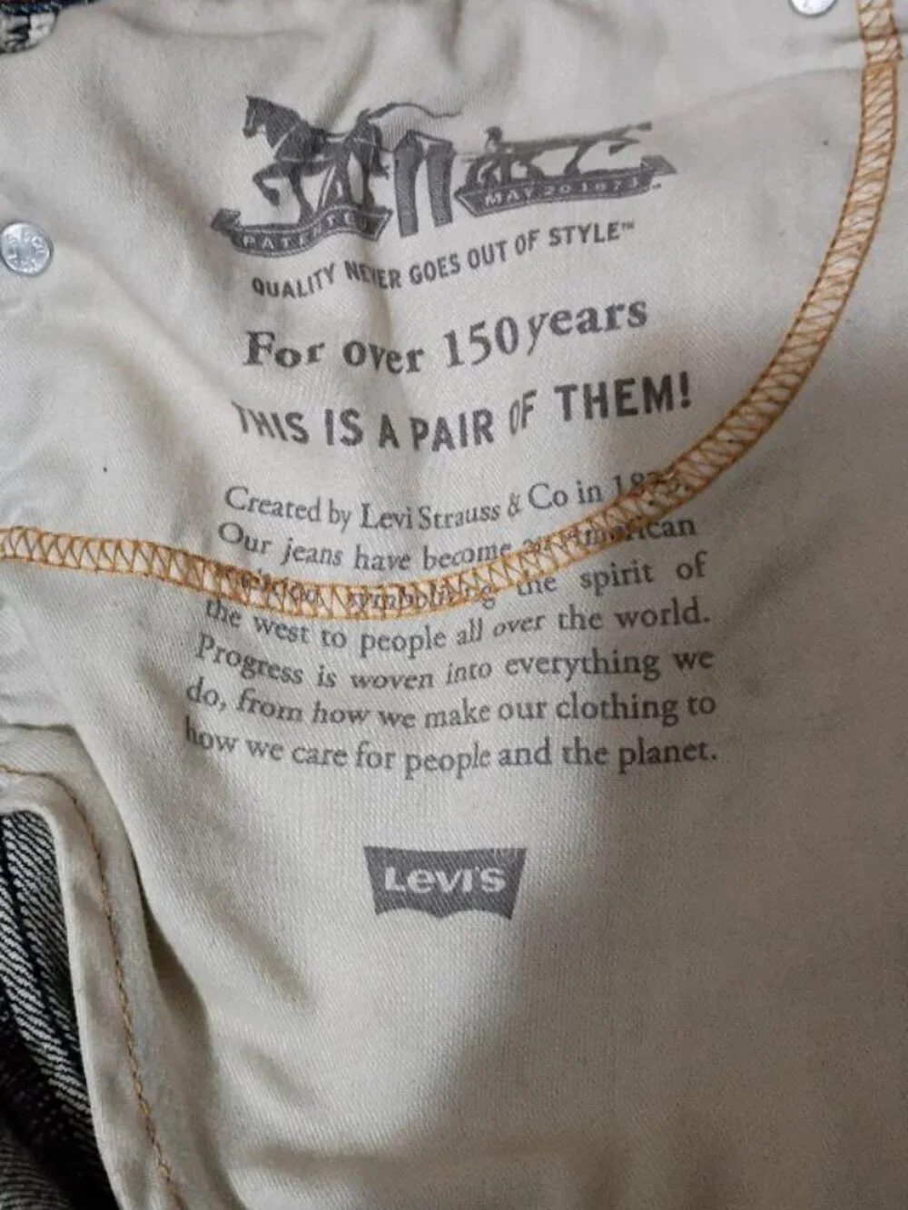 LEVI'S 559 Blue Jeans for men 34x32